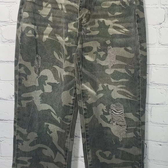 KanCan Green Camouflage Distressed Jeans 5/26 - Picture 3 of 13
